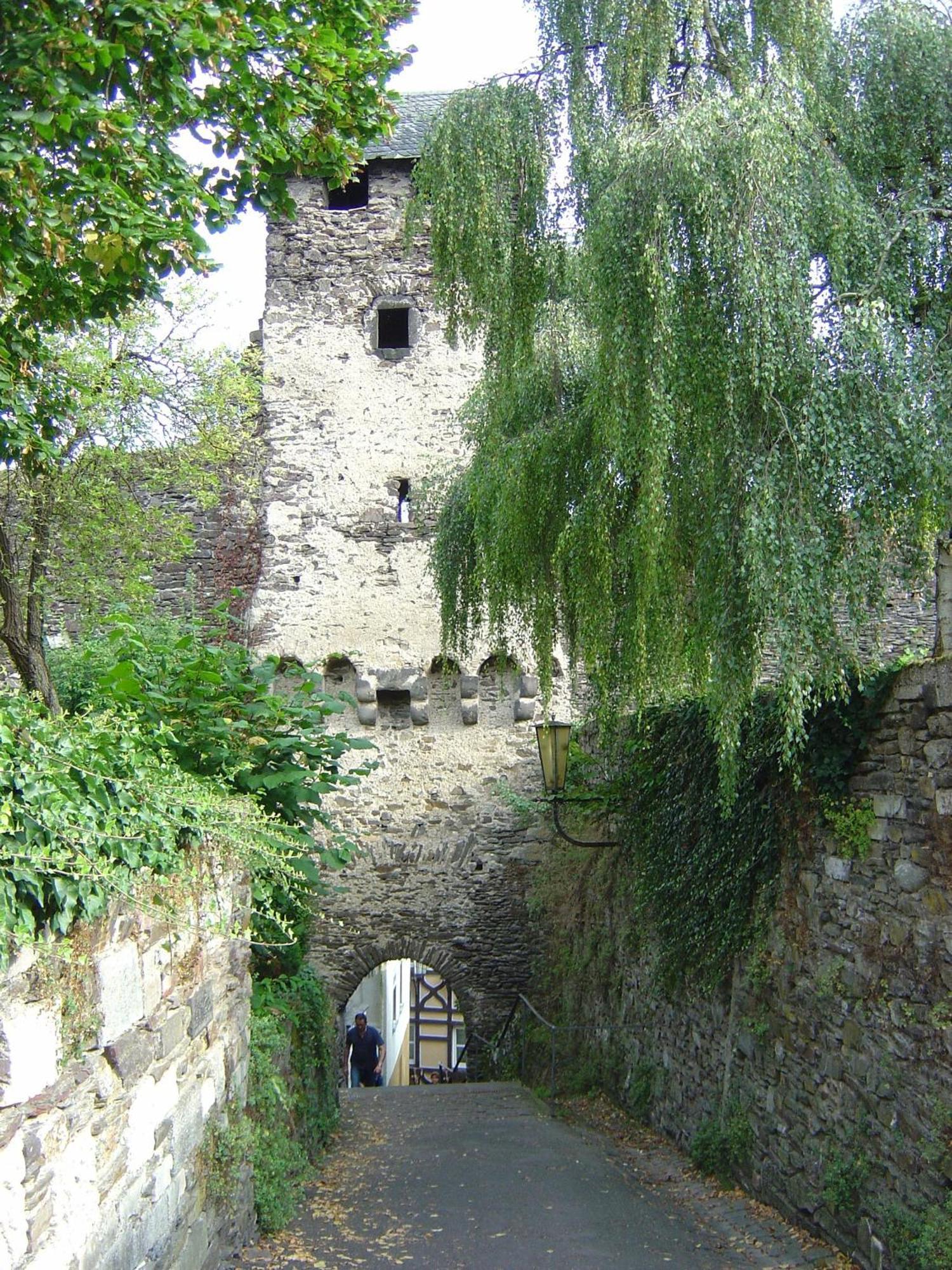 Living In The Historic Cochem Old Town Apartment Exterior photo